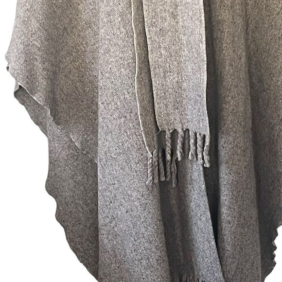 Vintage Molina Aztec Print Wool Poncho Walking Cape One Size Brown Fringe Brown - Picture 3 of 11